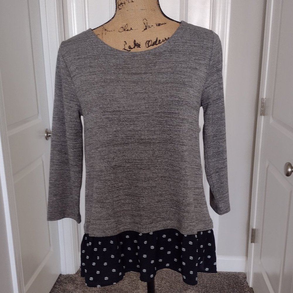 Loft Sweater Shirt Top Blouse Grey/ Navy Print Mixed Media Size Small